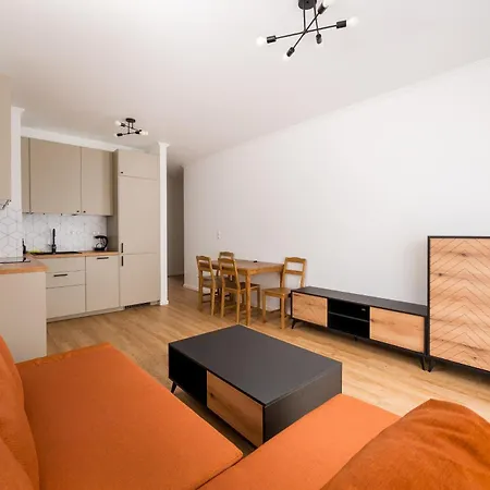 Praga Poludnie Homely By Bookinghost *